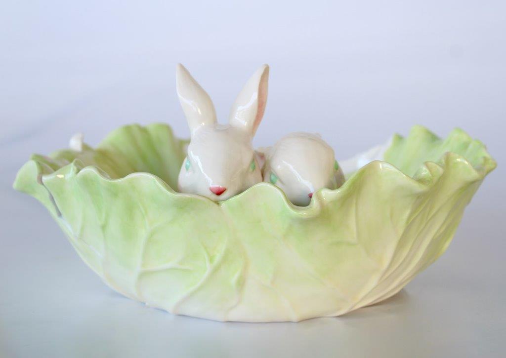 Green & White Cabbage Bowl With 2 Rabbits